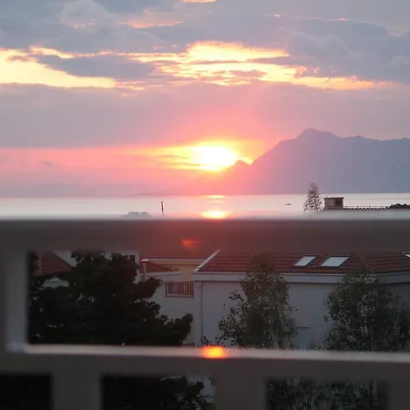 Apartment Tija Makarska