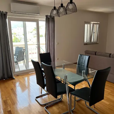 Tija Apartment