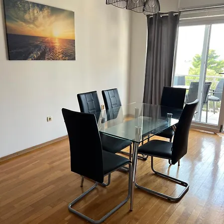 Apartment Tija Makarska
